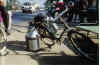 27 Melkbus-fiets (India).jpg (63530 bytes)